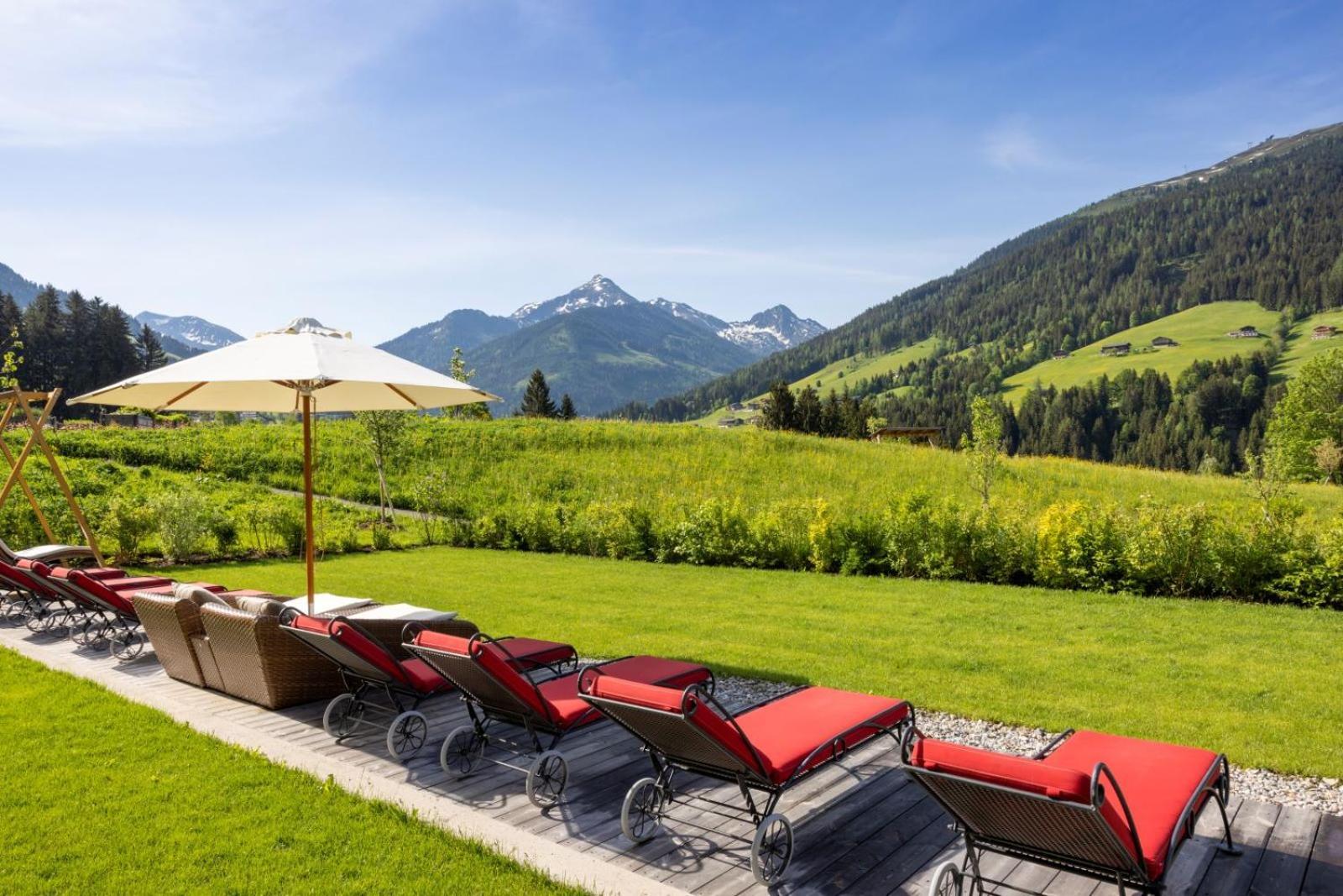Alpbacherhof Mountain & Spa Resort Exterior photo