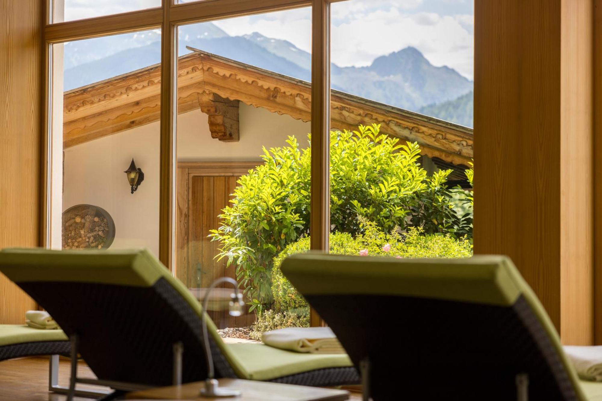 Alpbacherhof Mountain & Spa Resort Exterior photo