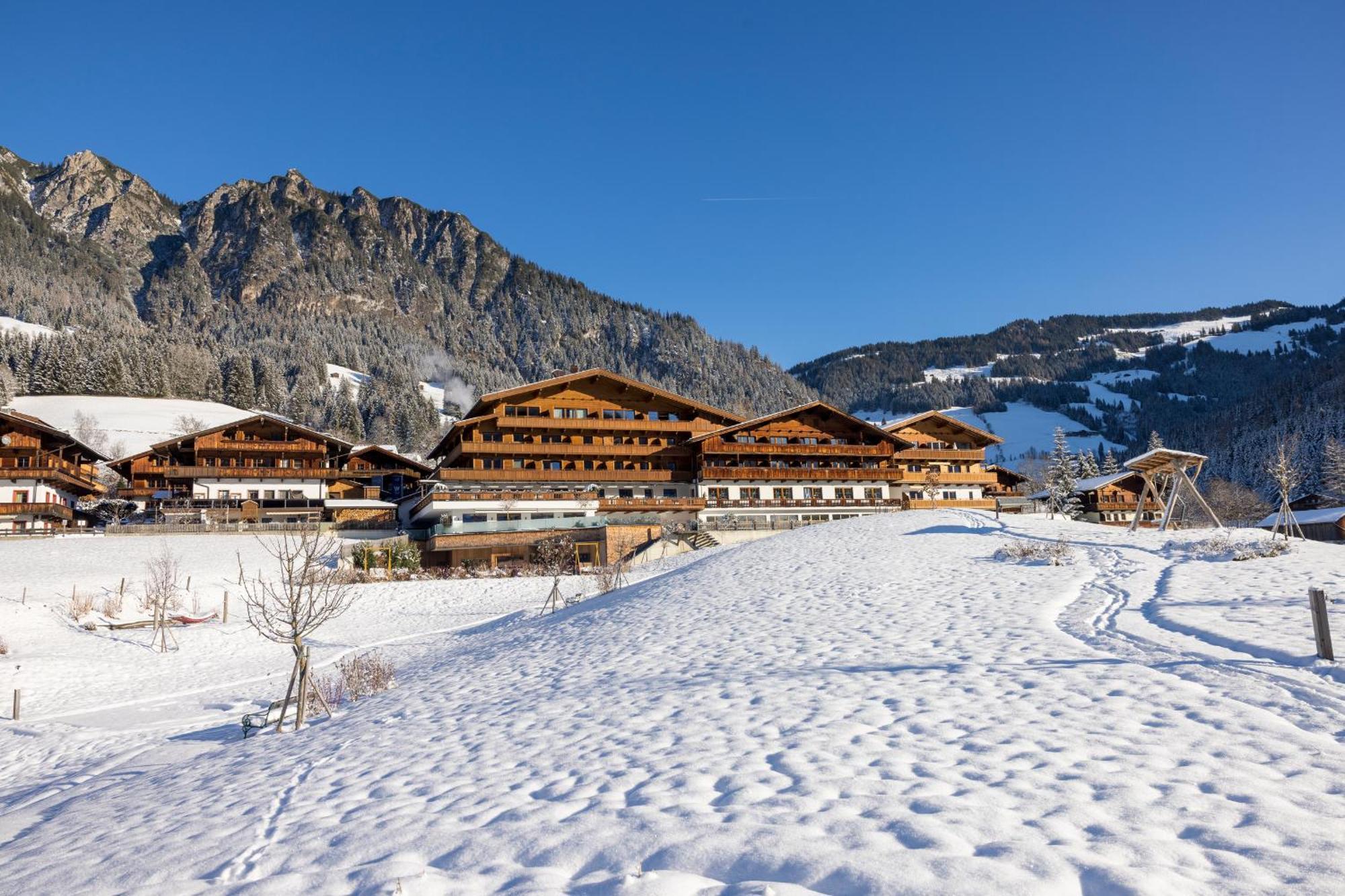 Alpbacherhof Mountain & Spa Resort Exterior photo